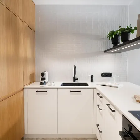 Czysta 4 Premium With Ac-properunit *