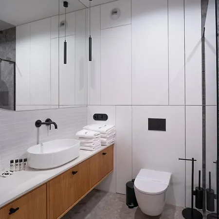 Czysta 4 Premium With Ac-properunit Βρότσλαβ